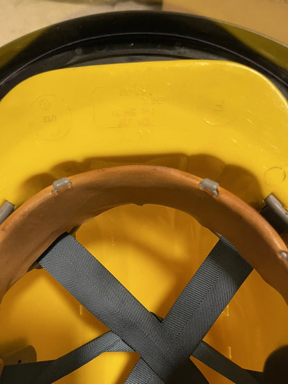 GERMAN YELLOW SAFETY HELMET W/EAR PROTECTION & VISOR LIKE NEW - Image 8