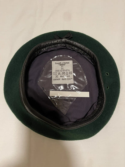 GENUINE GERMAN ARMY PANZER DIVISION MILITARY INFANTRY GREEN BERET WOOL W/ LEATHE - Image 3