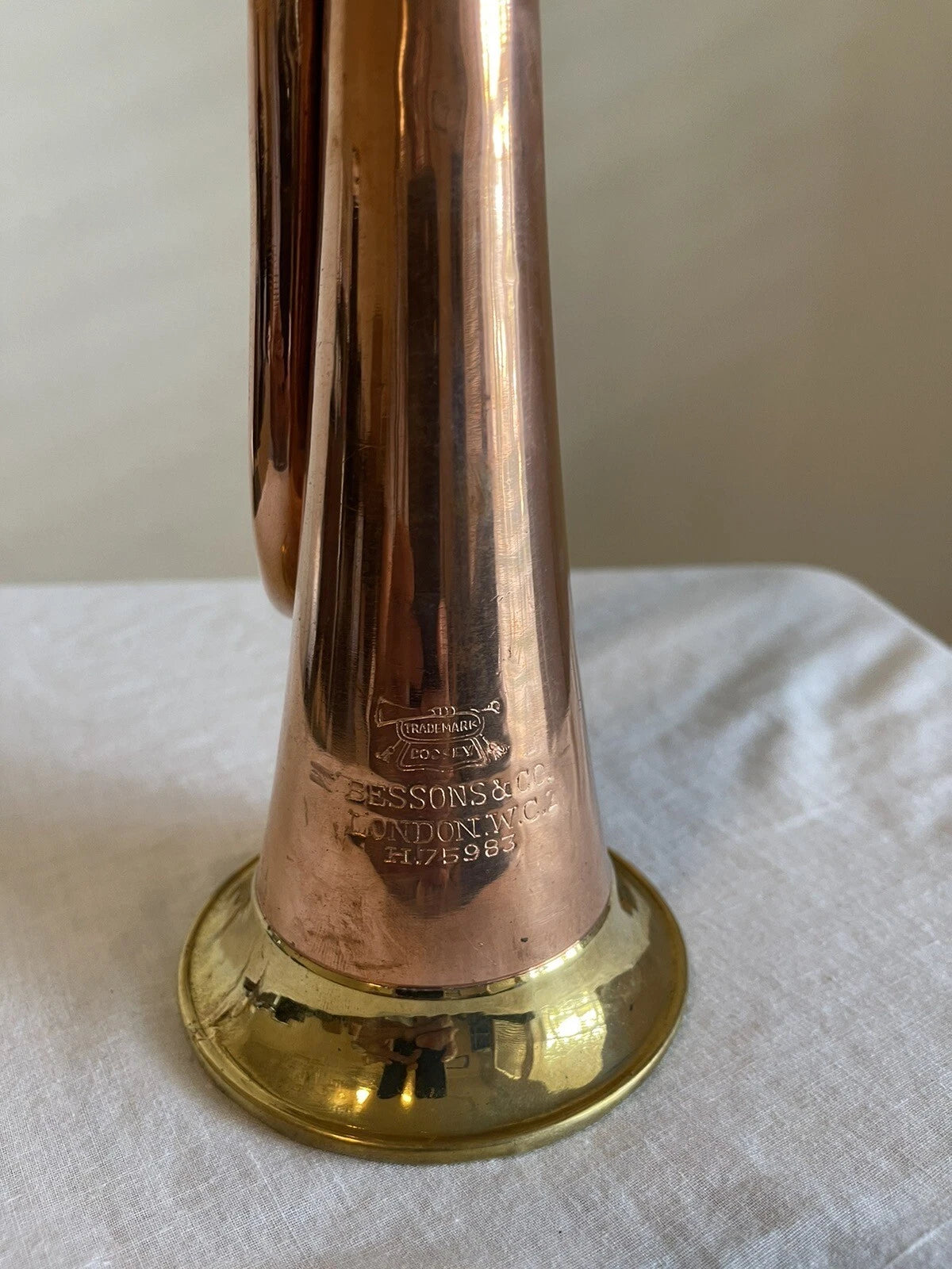 Military/ Scout/ Cavalry Brass/ Copper Bugle Vintage British Army Repro . - Image 4