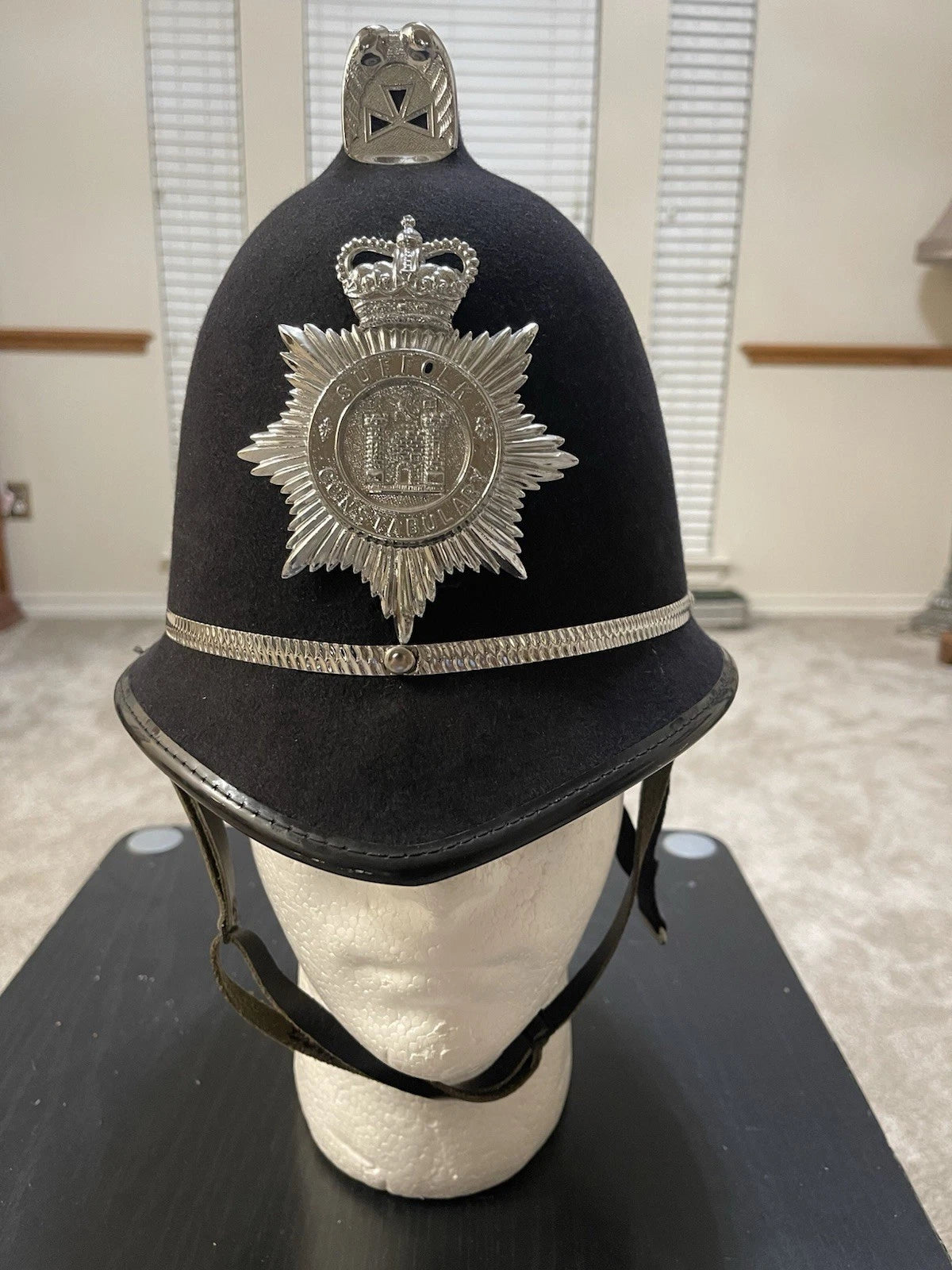 British Bobby  SUFFOLK  Helmet Size 58/59 CM. Medium, 71/4"/ 73/8" , Mint. - Image 2