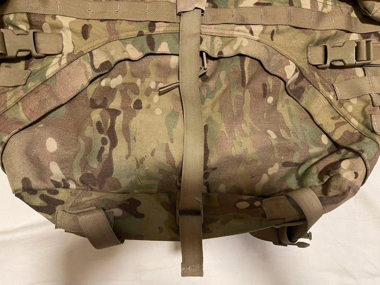 Genuine US Military Multicam/OCP MOLLE II Rucksack /FILBE Complete - Image 8