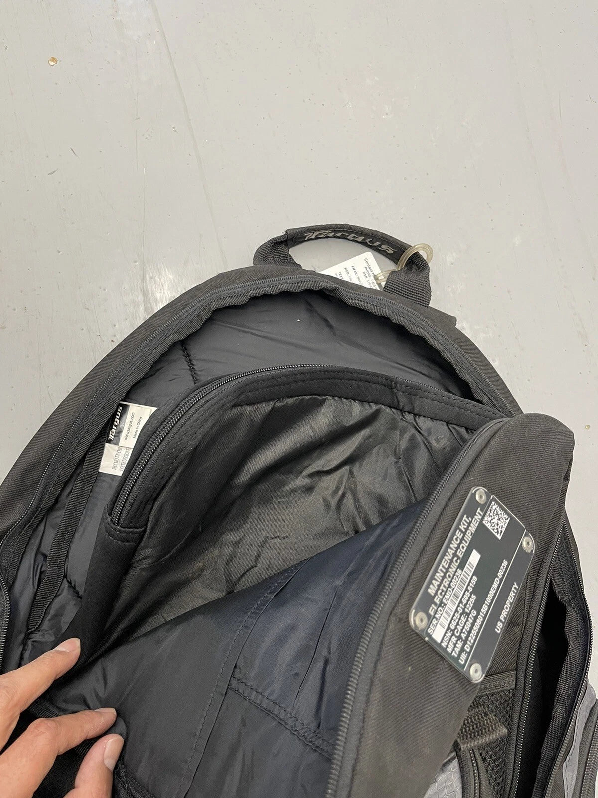 US Military Maintenance Kit, Electronic equipment back Pack. - Image 10