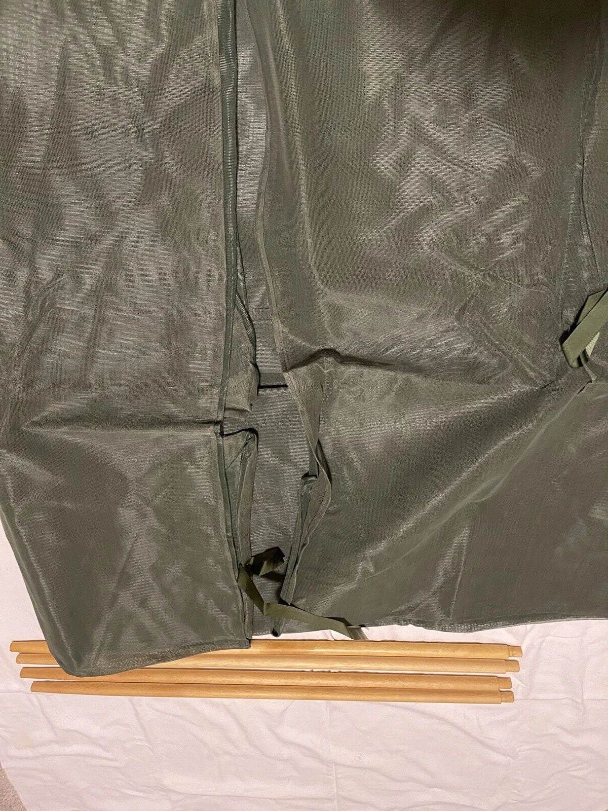 US MILITARY INSECT MOSQUITO NET BAR FIELD NETTING COT COVER WITH 4 POLES ALL NEW - Image 6