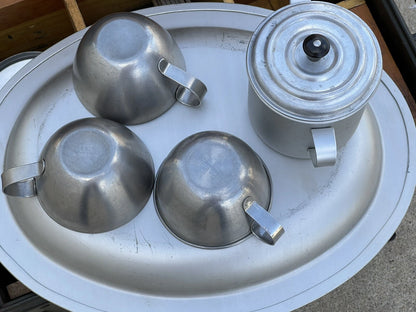 GENUINE VINTAGE US MILITARY COMPLETE DINING SET WITH TRUNK IN MINT CONDITION - Image 3
