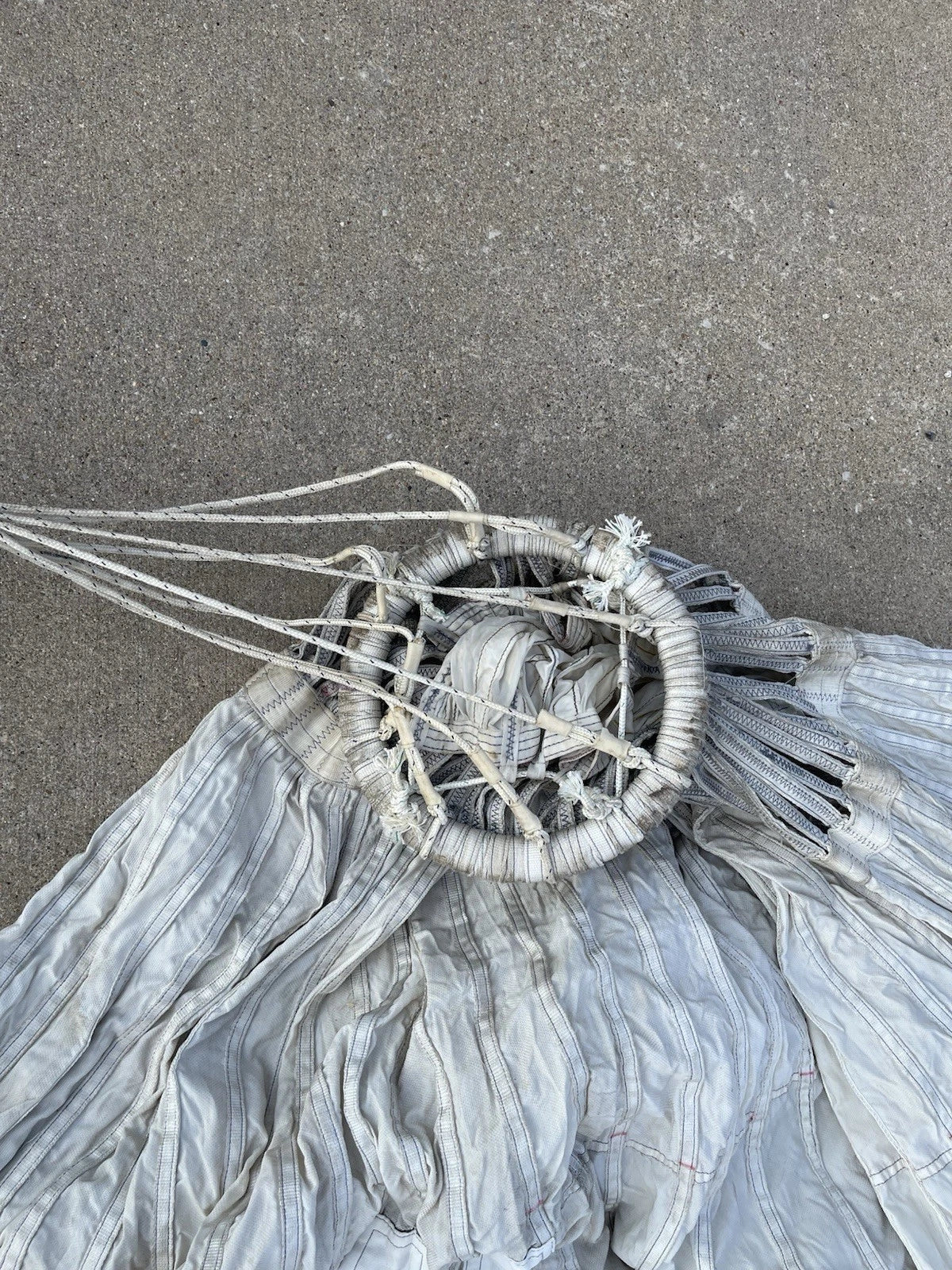 British Military 100ft. Diameter White Cargo Parachute With  Carry Bags - Image 17