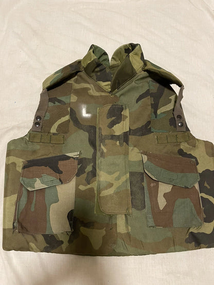 US MILITARY US GI WOODLAND CAMOFLAUGE FRAGMANTATION VEST VINTAGE COLLECTIBLE - Image 10