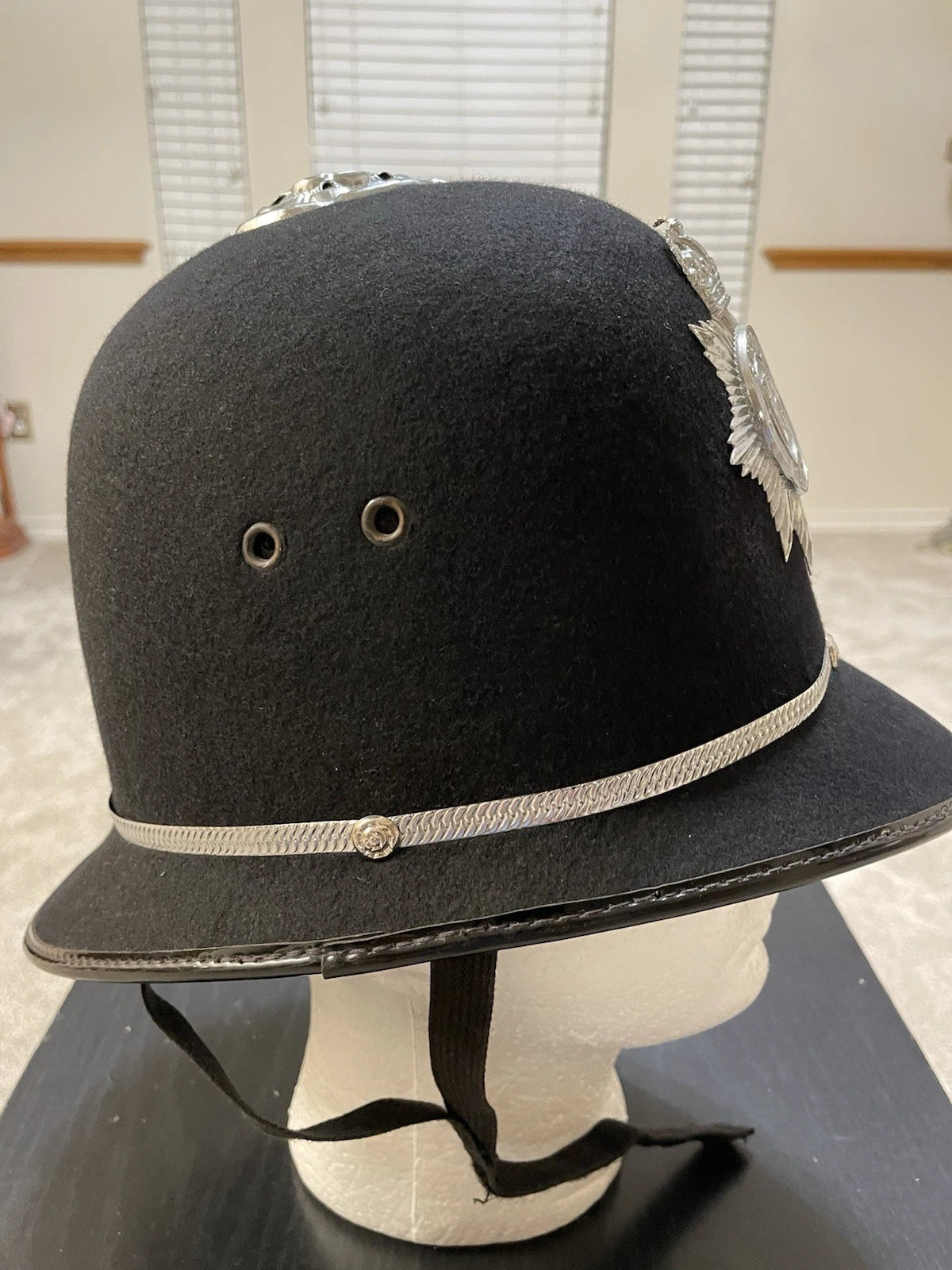 British Bobby  SUSSEX  Helmet Size 60 CM. Large , Mint. - Image 6