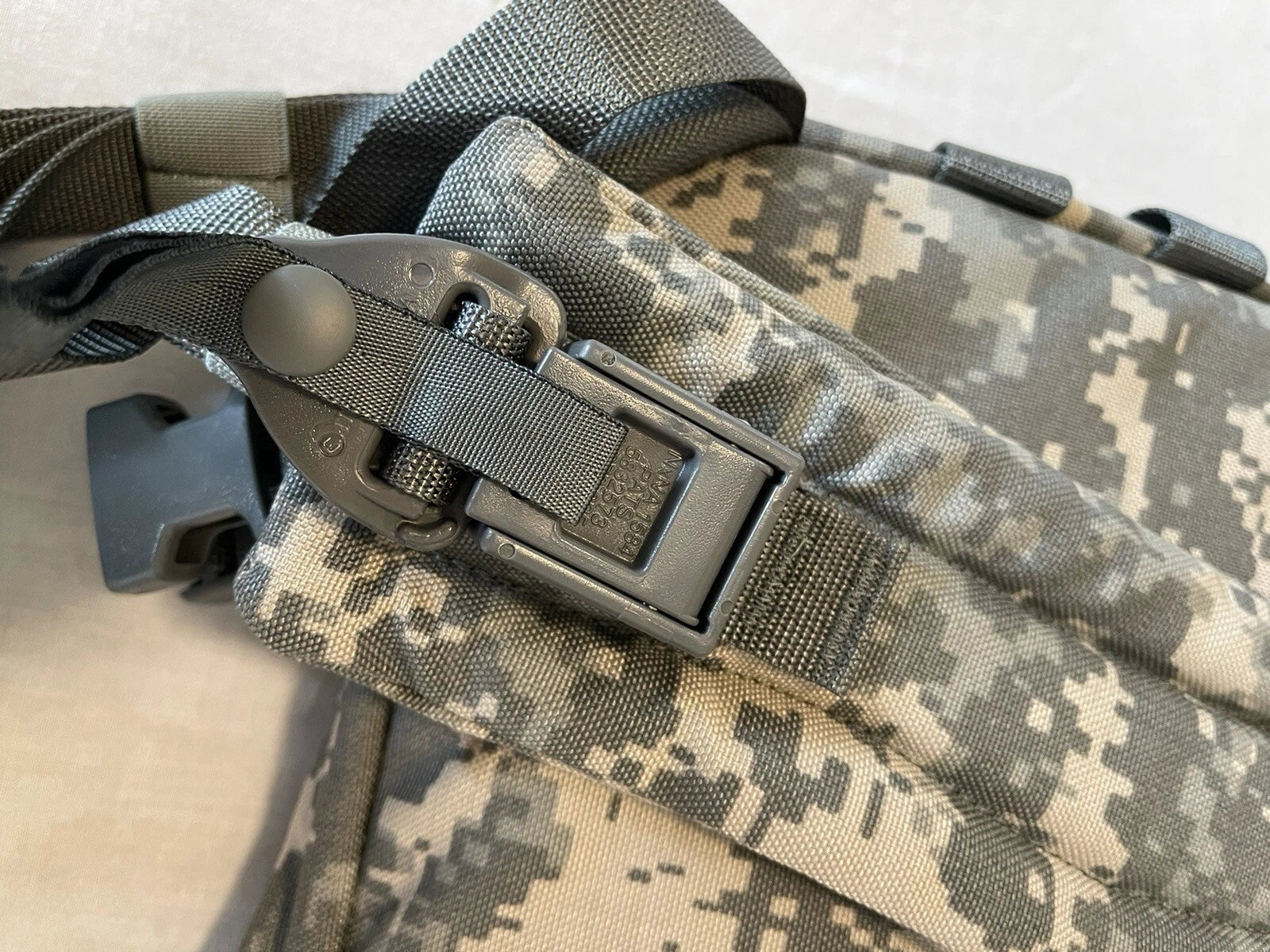LARGE MOLLE II ACU Modular Medic Bag Backpack Complete Set NSN 8465-01-524-7635 - Image 10