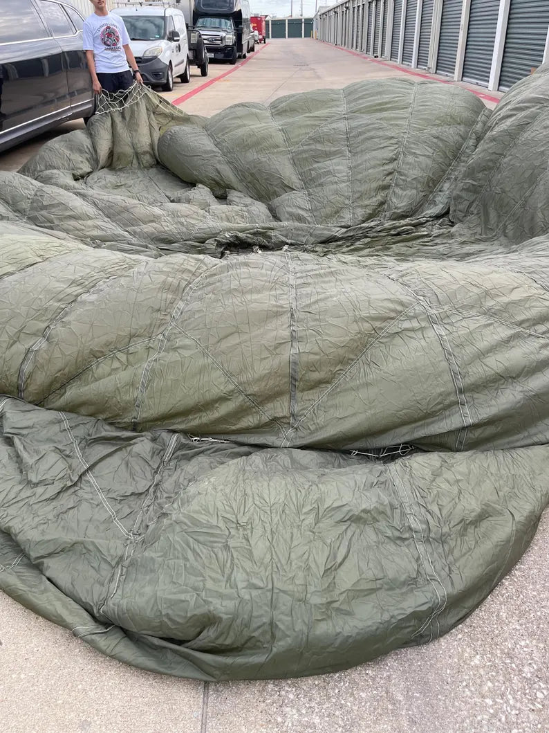 U.S. Military T-10 Personnel Parachute Canopy
